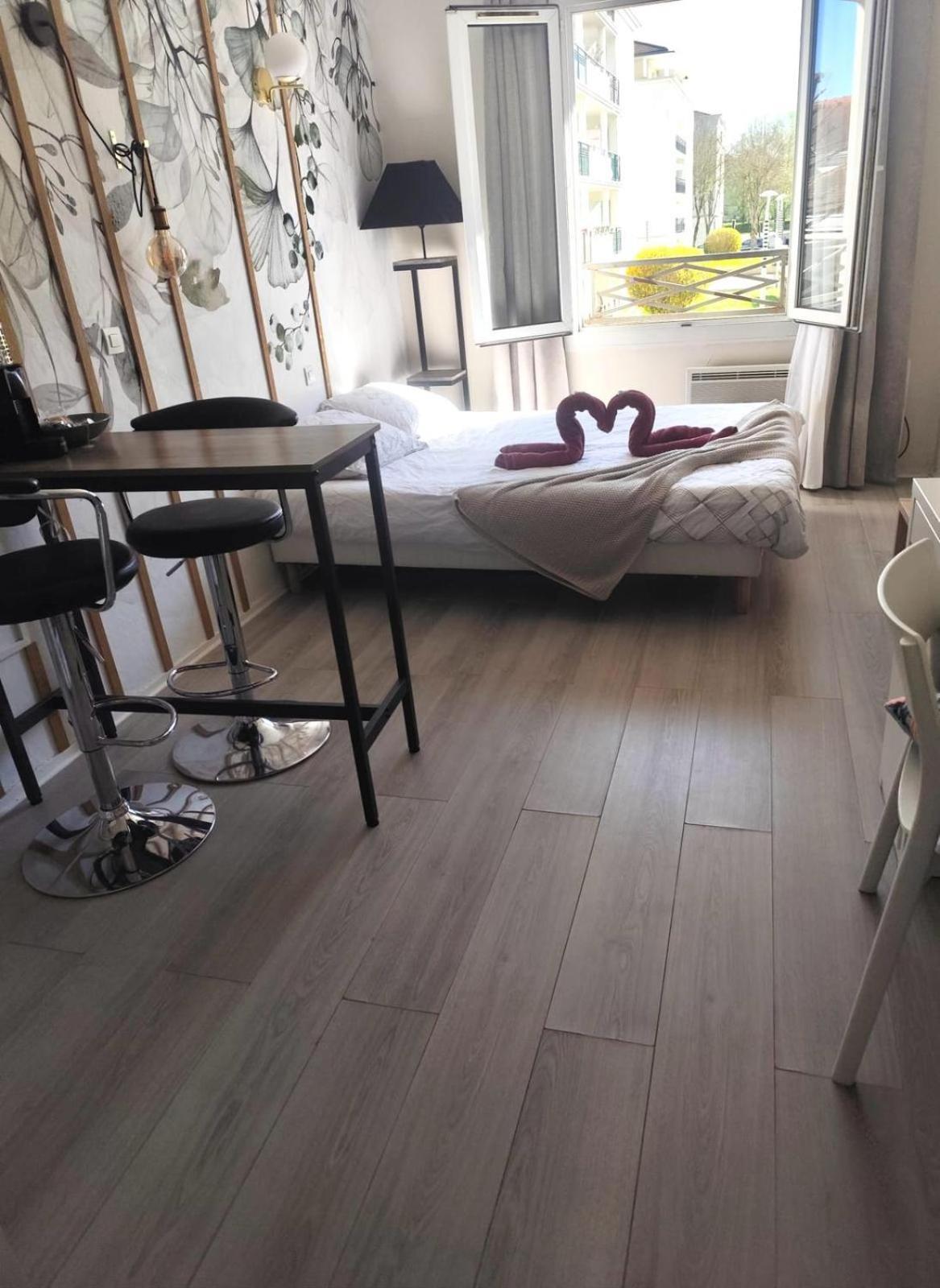 Hsh France Location Disney Land Paris - Suite Nicolas - Appartement De Charme Bussy-Saint-Georges Exterior foto